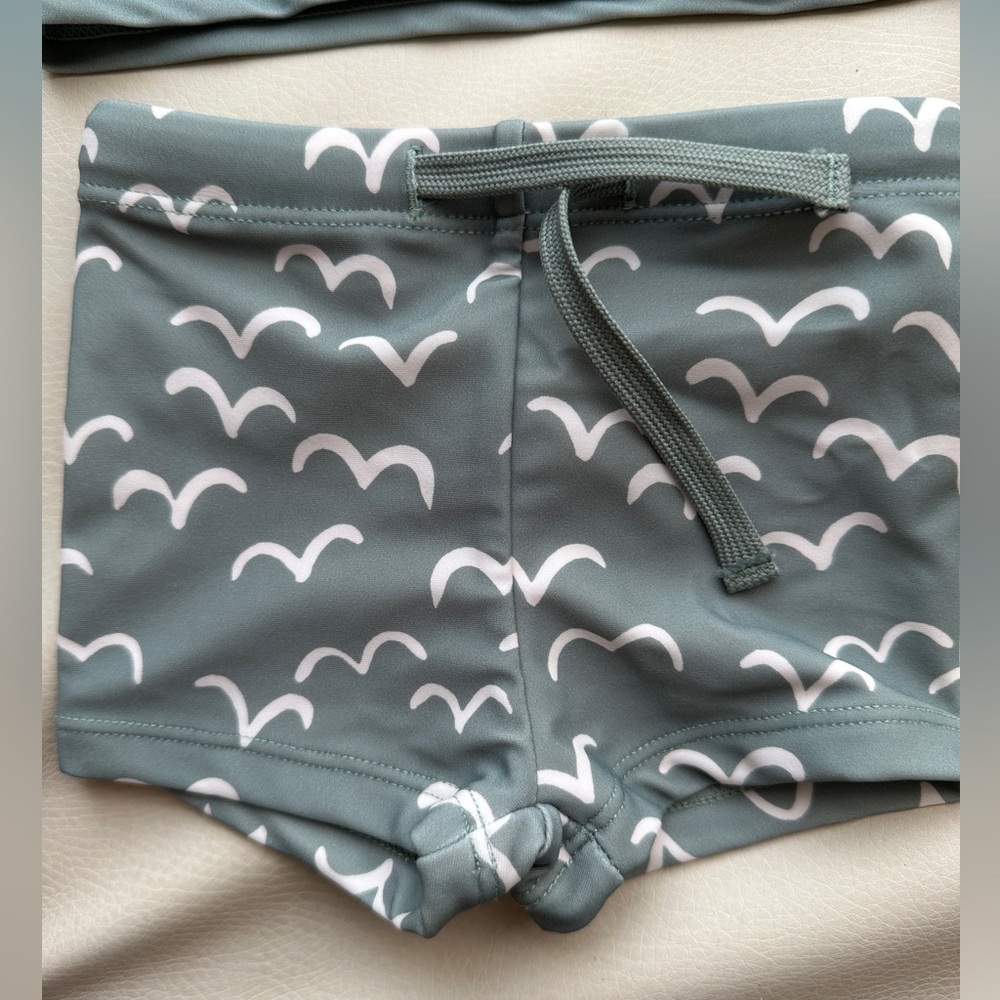 Rylee + Cru Rash-guard Set 0-3 months - Picture 6 of 16